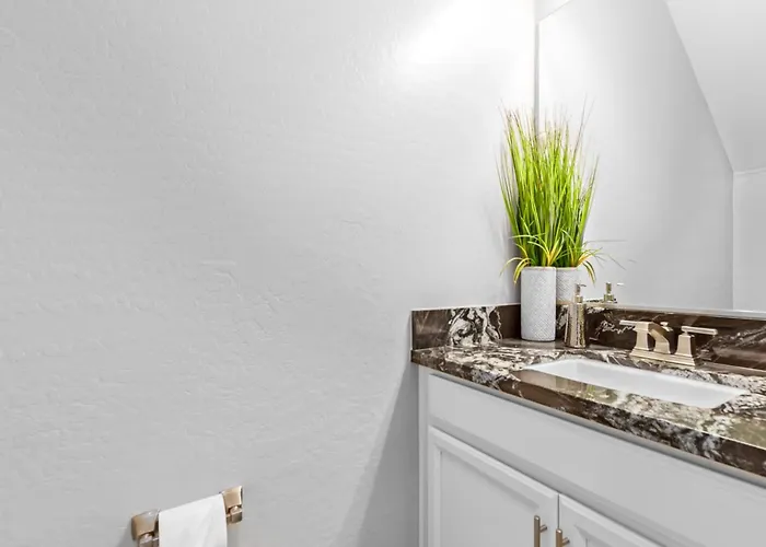 Holiday home Haven: A Family Delight In Enchanting Community *